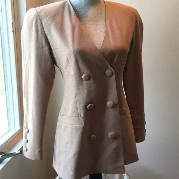 Jacket - Picture 3 of 4